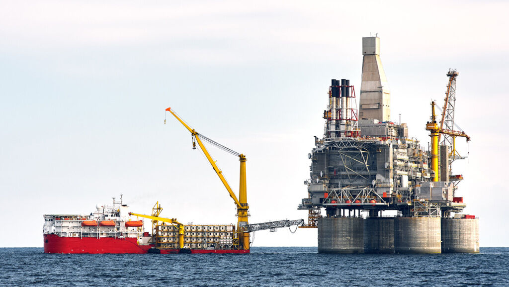 Russia Sends Nearly All Oil Exports to China and India